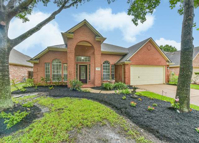 Property at 11510 Amber Canyon Dr, Houston, TX 77095, 3 beds, 2 baths