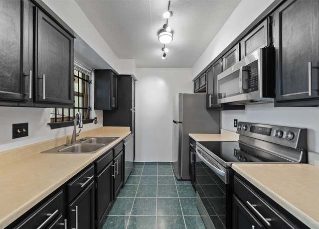 Property at 7313 Gulf Fwy #1007, Houston, TX 77017, 1 bed, 1 bath