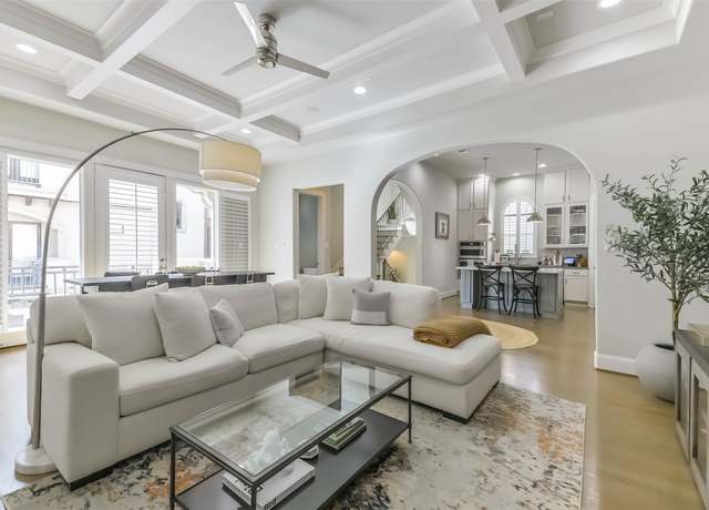 Property at 4402 Dickson St Unit B, Houston, TX 77007, 3 beds, 3.5 baths