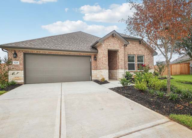 Property at 5229 Oakheath Forest Ln, Pearland, TX 77584, 4 beds, 3 baths