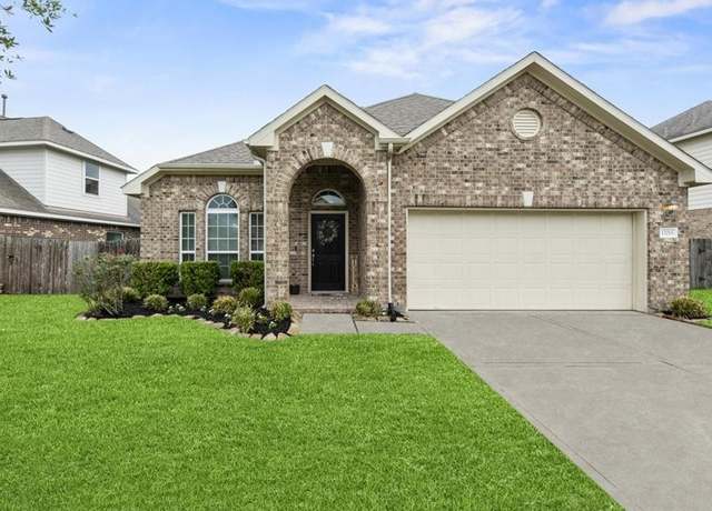 Property at 13215 Dover Bluff Dr, Rosharon, TX 77583, 3 beds, 2 baths