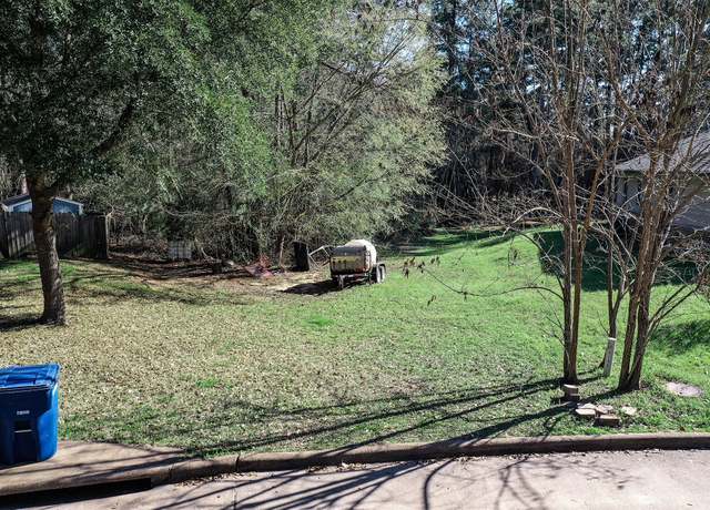 Property at 3138 Winding Way, Huntsville, TX 77340
