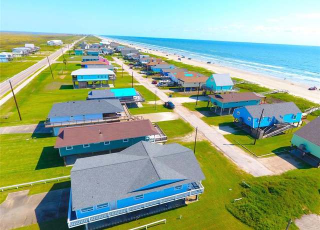 Property at 2619 Swan Ct, Surfside Beach, TX 77541, 3 beds, 2 baths
