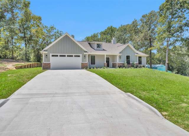 Property at 651 Paradise Dr, Coldspring, TX 77331, 4 beds, 3 baths