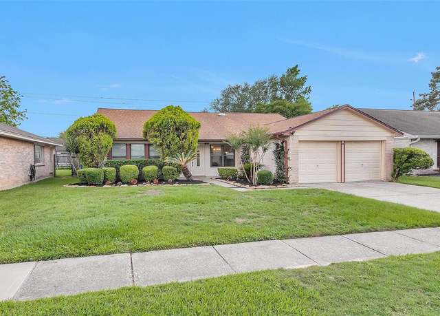 Property at 4807 Bridgemont Ln, Spring, TX 77388, 4 beds, 2 baths