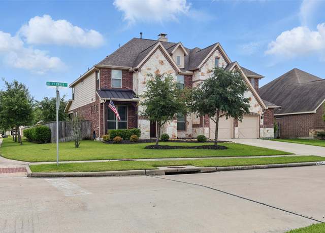 Property at 2114 Holly Manor Ct, Katy, TX 77493, 4 beds, 3.5 baths
