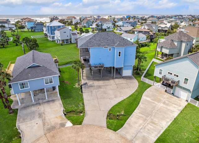 Property at 4015 Warchest Ct, Galveston, TX 77554, 4 beds, 4.5 baths