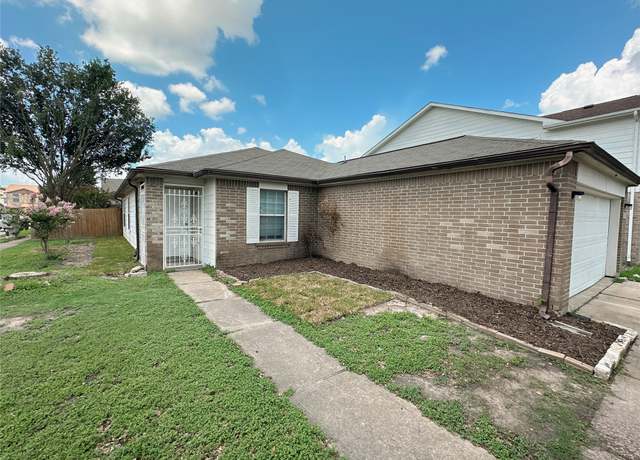 Property at 13426 Sanderford Ln, Houston, TX 77083, 3 beds, 2 baths