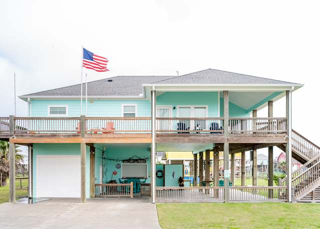 Property at 946 Mary Ann, Crystal Beach, TX 77650, 3 beds, 2.5 baths