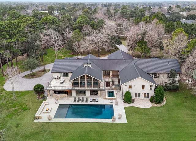Property at 405 W Spreading Oaks Ave, Friendswood, TX 77546, 6 beds, 6 baths
