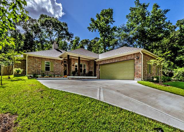 Property at 1812 Camellia Dr, Huntsville, TX 77340, 3 beds, 2 baths