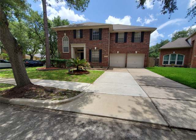 Property at 1631 Almond Brook Ln, Houston, TX 77062, 3 beds, 2.5 baths