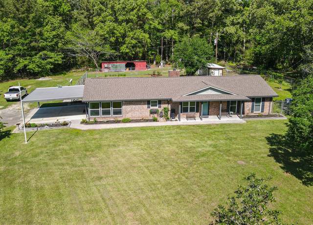 Property at 1191 Barnum Blvd, Corrigan, TX 75939, 4 beds, 3 baths