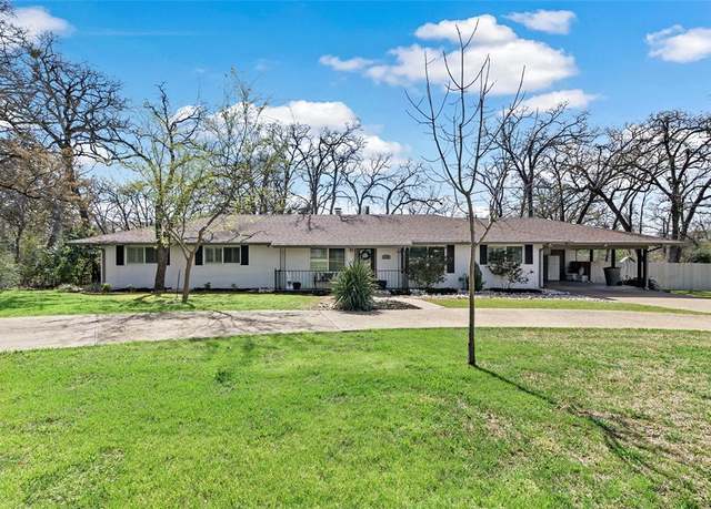 Property at 735 Shady Ln, Bryan, TX 77802, 3 beds, 3 baths