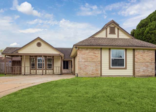 Property at 12007 Fairpoint Dr, Houston, TX 77099, 3 beds, 2 baths