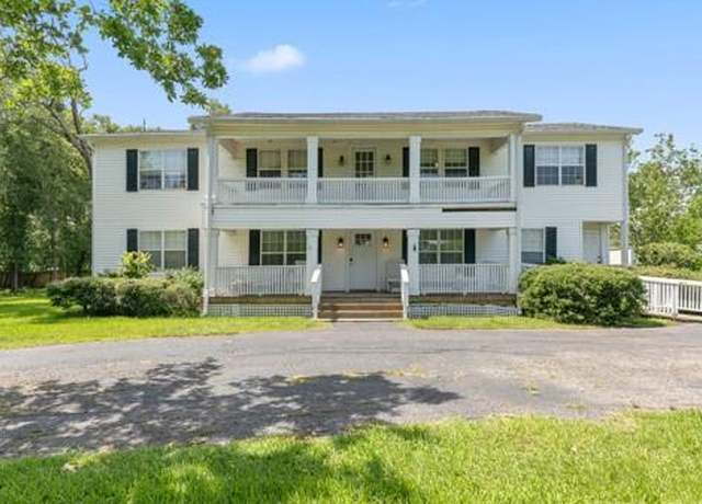Property at 3607 Fox Dr, Baytown, TX 77521, 6 beds, 4.5 baths