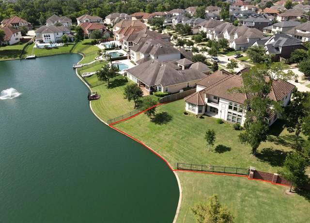 Property at 5526 Wollemi Falls Ln, Sugar Land, TX 77479, 6 beds, 5.5 baths