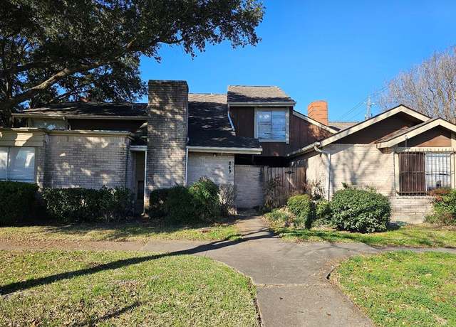 Property at 8496 Dairy View Ln Ln, Houston, TX 77072, 3 beds, 2.5 baths