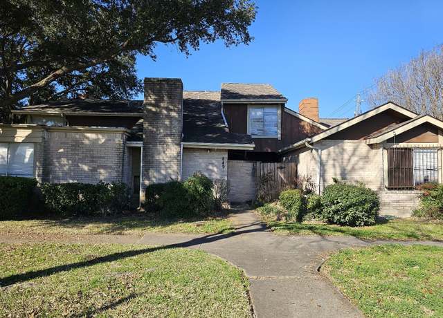 Property at 8496 Dairy View Ln Ln, Houston, TX 77072, 3 beds, 2.5 baths