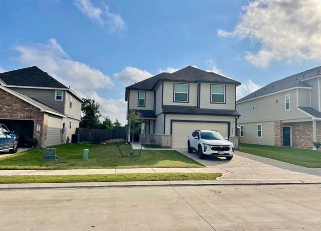 Property at 985 Harper Ln, Bryan, TX 77803, 4 beds, 2.5 baths