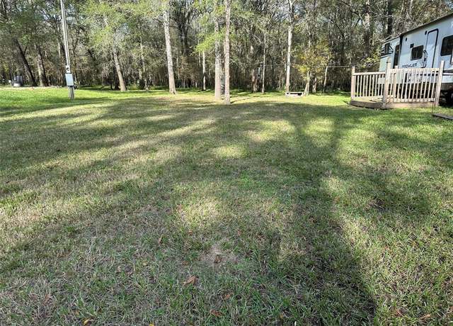 Property at 325 Yankton Rd, Cleveland, TX 77327