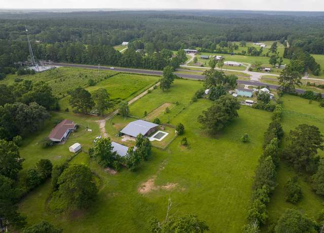 Property at 1471 Us Highway 190, Huntsville, TX 77320, 2 beds, 2 baths