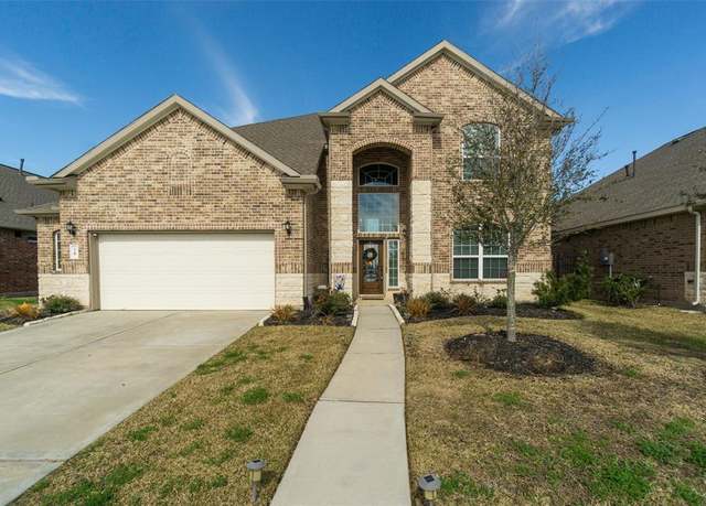 Property at 79 Carmel Dr, Manvel, TX 77578, 4 beds, 3.5 baths