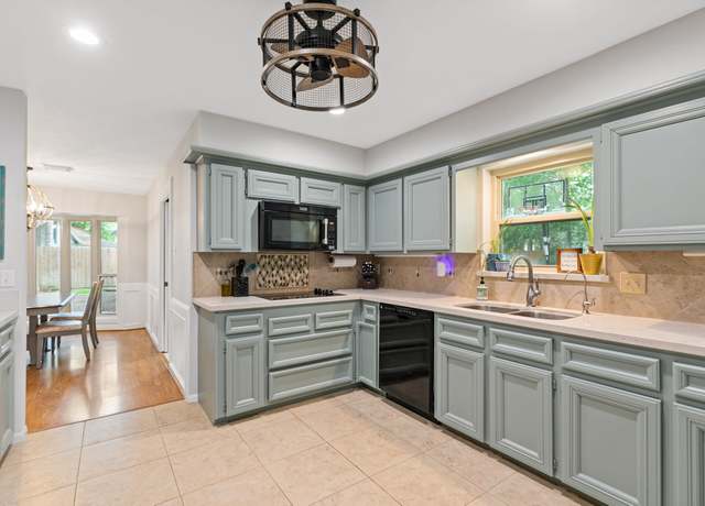 Property at 11731 Glenway Dr, Houston, TX 77070, 4 beds, 3.5 baths