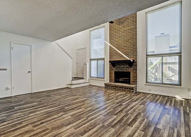 Property at 13948 Hollowgreen Dr #25, Houston, TX 77082, 2 beds, 1.5 baths