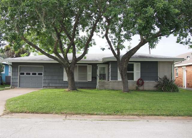 Property at 112 Tuna St, Galveston, TX 77550, 3 beds, 1 bath