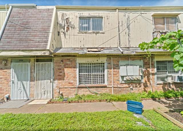 Property at 5700 Brookglen Dr #565, Houston, TX 77017, 3 beds, 2.5 baths