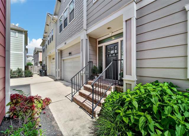 Property at 1723 W 24th St, Houston, TX 77008, 2 beds, 2 baths