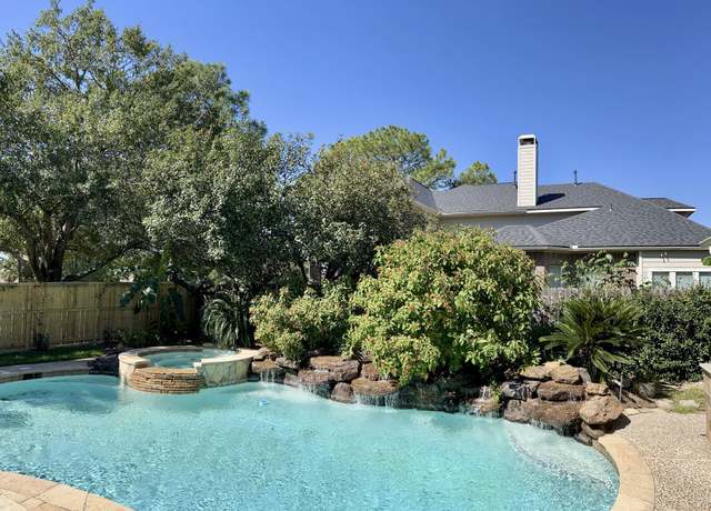 Property at 2910 Lara Brook Ct, Katy, TX 77494, 5 beds, 3.5 baths