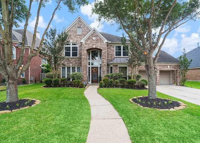 Property at 26411 Ridgefield Park Ln, Cypress, TX 77433, 5 beds, 4.5 baths
