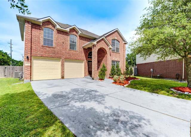 Property at 11142 Ferndale Way Dr, Houston, TX 77064, 4 beds, 2.5 baths