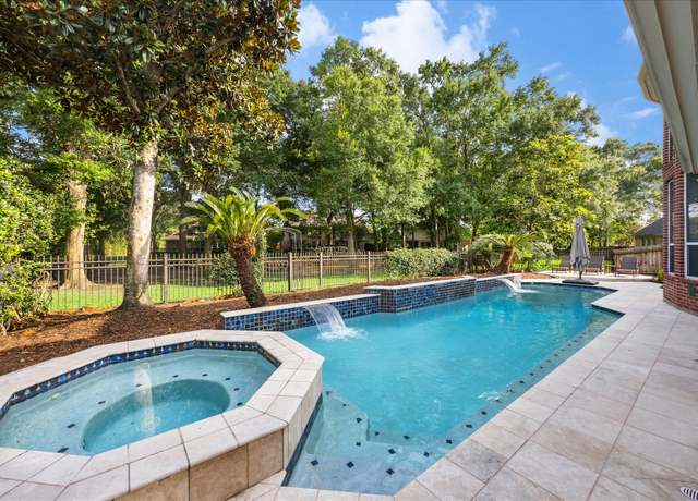 Property at 22719 Arbor Stream Dr, Katy, TX 77450, 4 beds, 3.5 baths