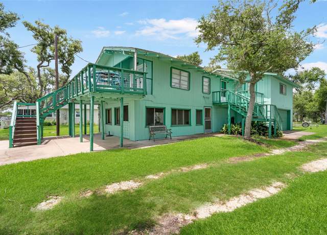Property at 1040 County Road 206, Sargent, TX 77414, 2 beds, 2.5 baths