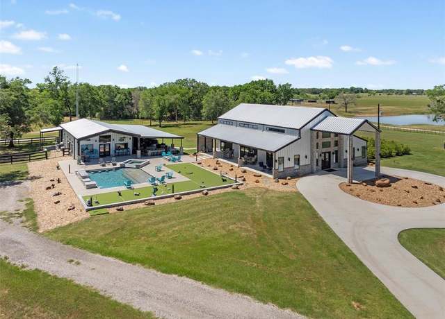 Property at 1923 County Road 202, Caldwell, TX 77836, 4 beds, 4.5 baths