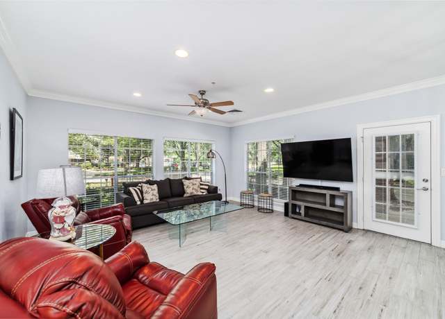 Property at 2815 Kings Crossing Dr #106, Houston, TX 77345, 2 beds, 2 baths