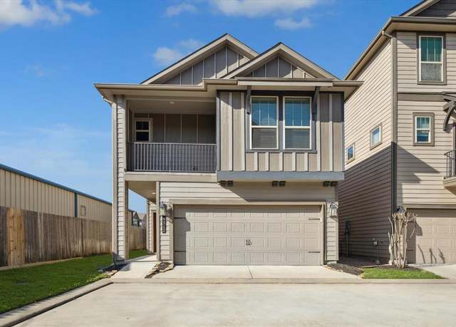 Property at 9312 Presidio Park Dr, Houston, TX 77080, 3 beds, 2.5 baths