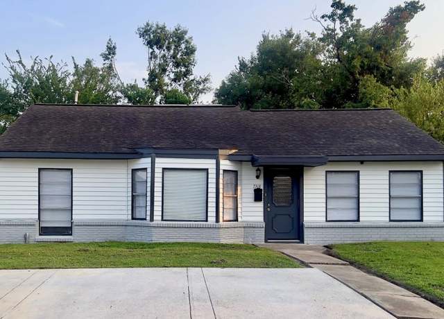 Property at 7318 Thurow St, Houston, TX 77087, 7 beds, 3 baths