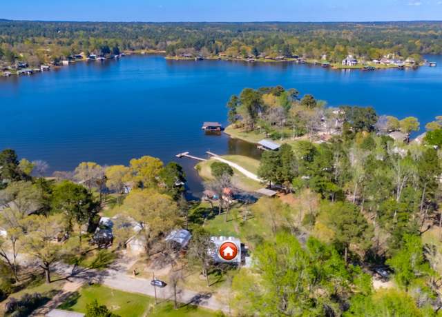 Property at 160 Dailey Rd, Crockett, TX 75835, 4 beds, 3.5 baths