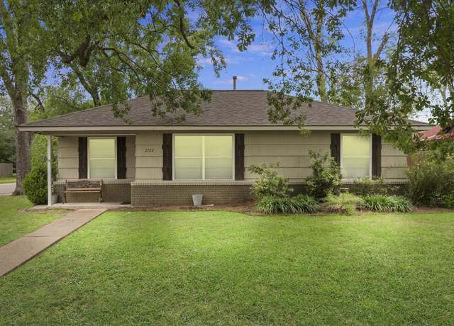 Property at 2122 Althea Dr, Houston, TX 77018, 2 beds, 1 bath