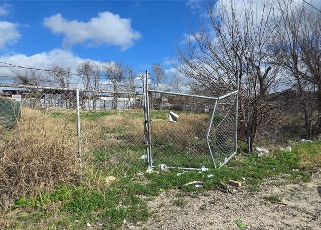 Property at 2821 E Crosstimbers St, Houston, TX 77093