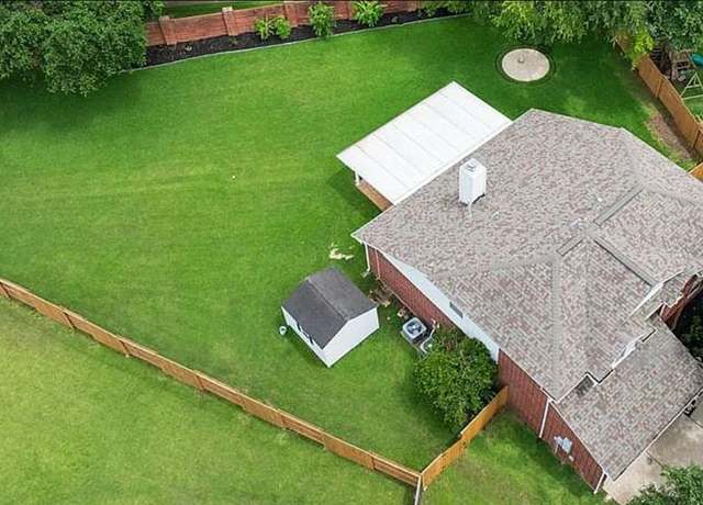 Property at 1123 Woodley Bnd, Sugar Land, TX 77479, 4 beds, 2.5 baths