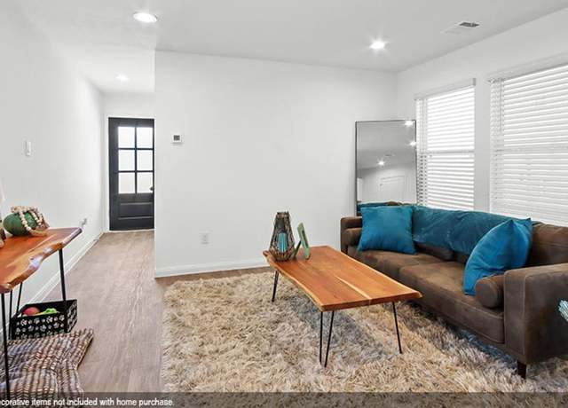Property at 14562 William Trails Dr, Willis, TX 77378, 3 beds, 2 baths