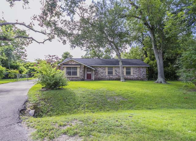 Property at 12303 Maxim Dr, Houston, TX 77065, 3 beds, 2 baths