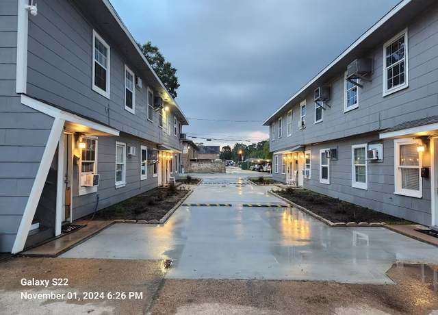 Property at 2917 Ashley St #12, Houston, TX 77017