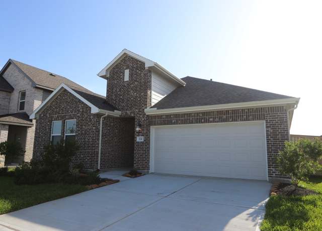 Property at 114 Knight Bayou Dr, Dayton, TX 77535, 5 beds, 3 baths