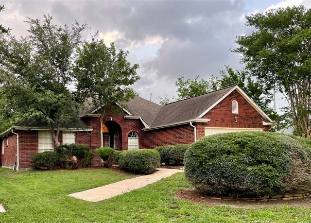 Property at 3327 Flower Field Ln, Pearland, TX 77584, 3 beds, 2 baths